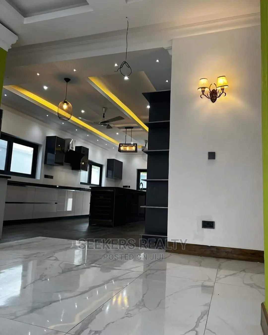 5bdrm Mansion in Seekers Realty, Spintex for Sale