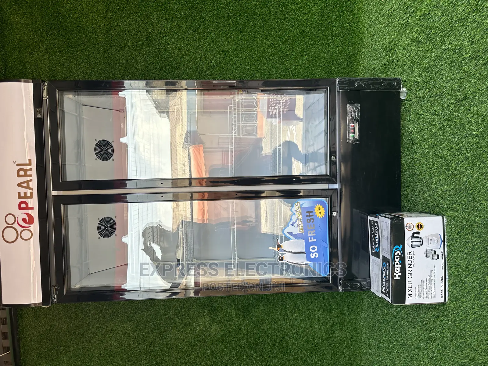 Mesmeric Newly Sealed 2door Pearl Display Fridge