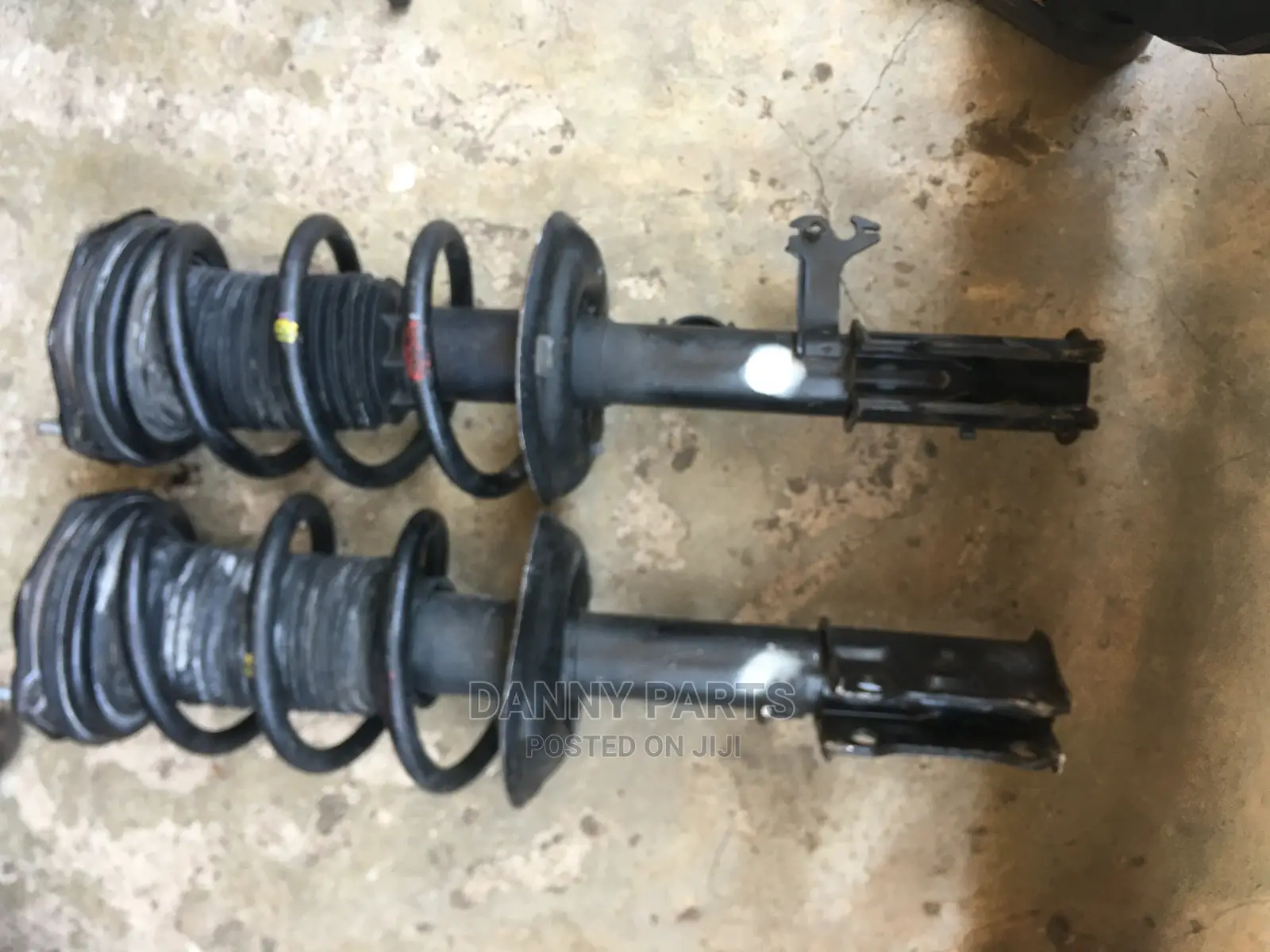 Toyota Haice 2022 Front Shock Absorbers