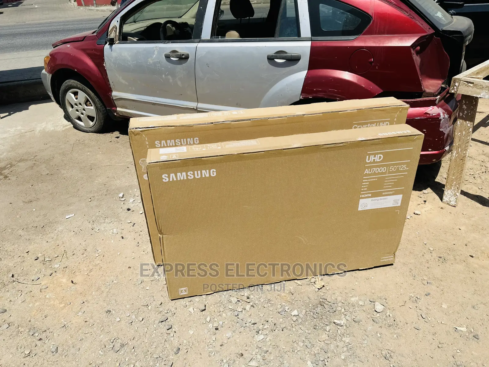 Samsung Series 7 50”UHD Glossy Diagonal Display True Cinema