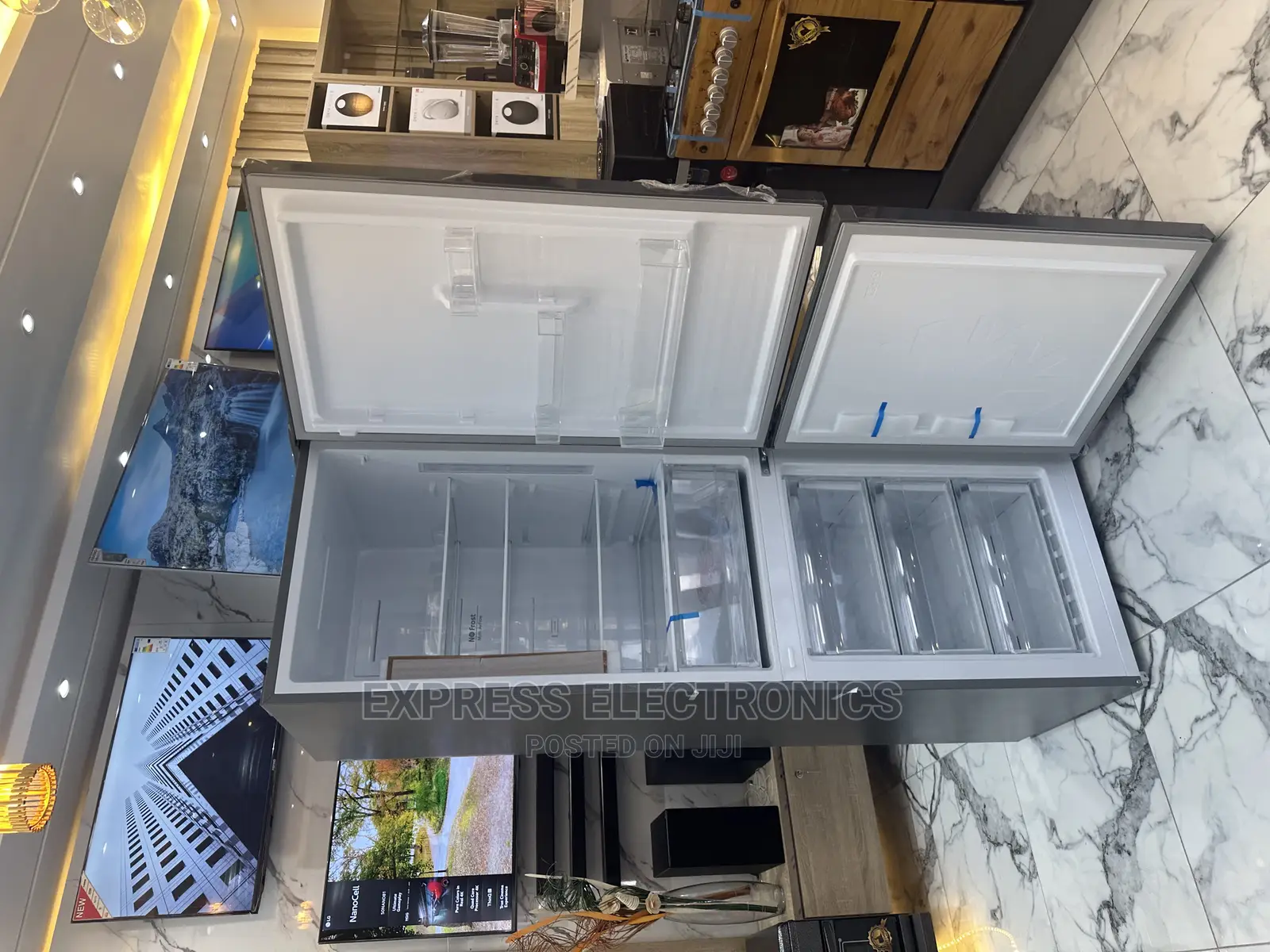 CHBM-370W Anti Rust Panel Grey Black Classic Fridge Chiq