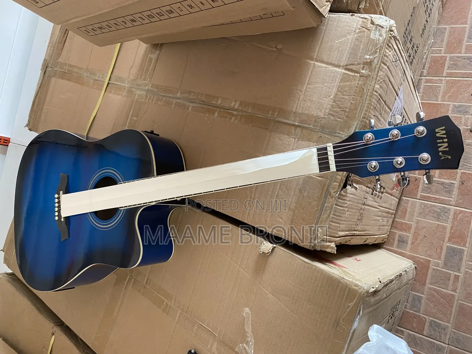 Semi Acoustic + Bag More, High Quality