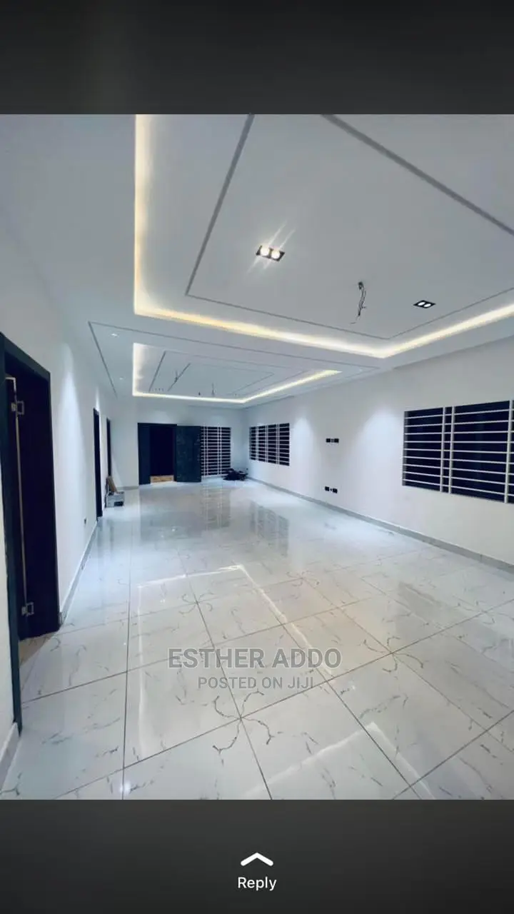3bdrm House in Lake Side Estate for sale