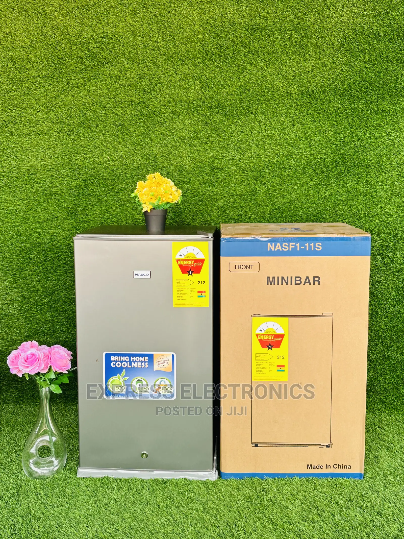 Pearl Table Top Fridge Single Door  Adjustable Shelves