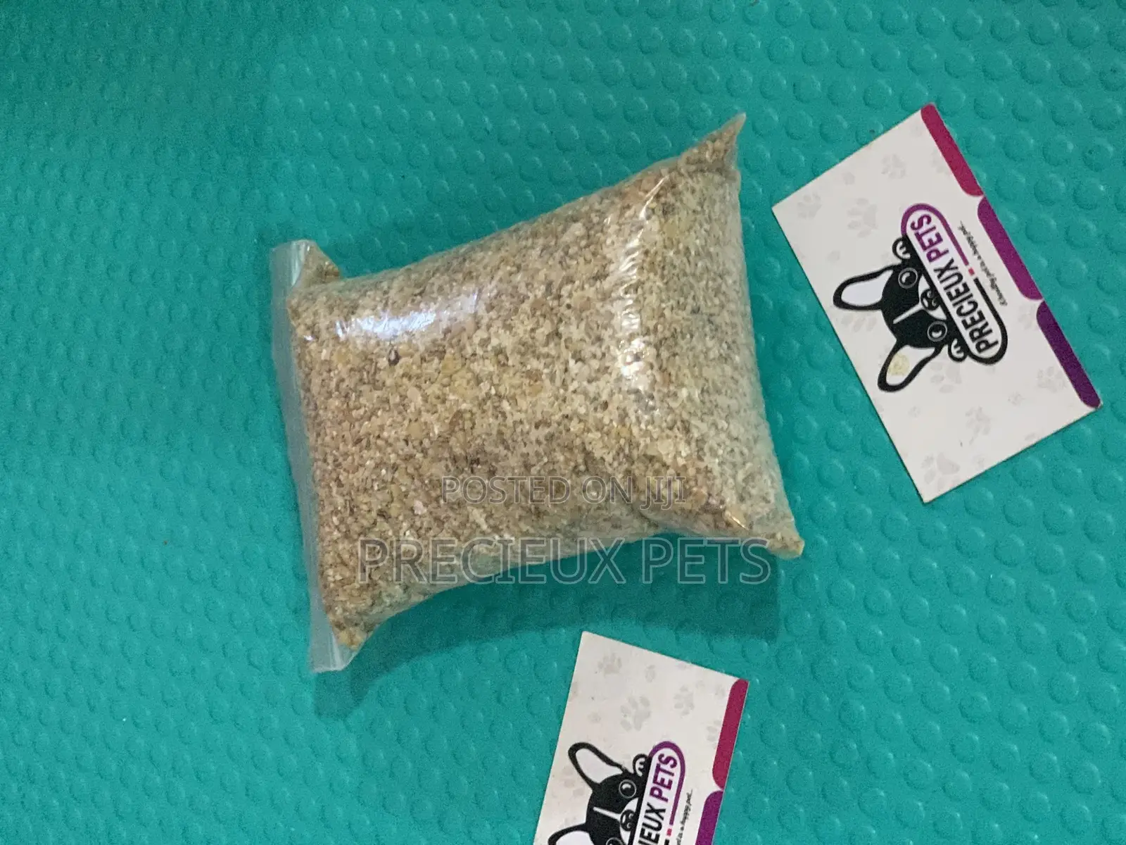 Feed for Finches Type Birds