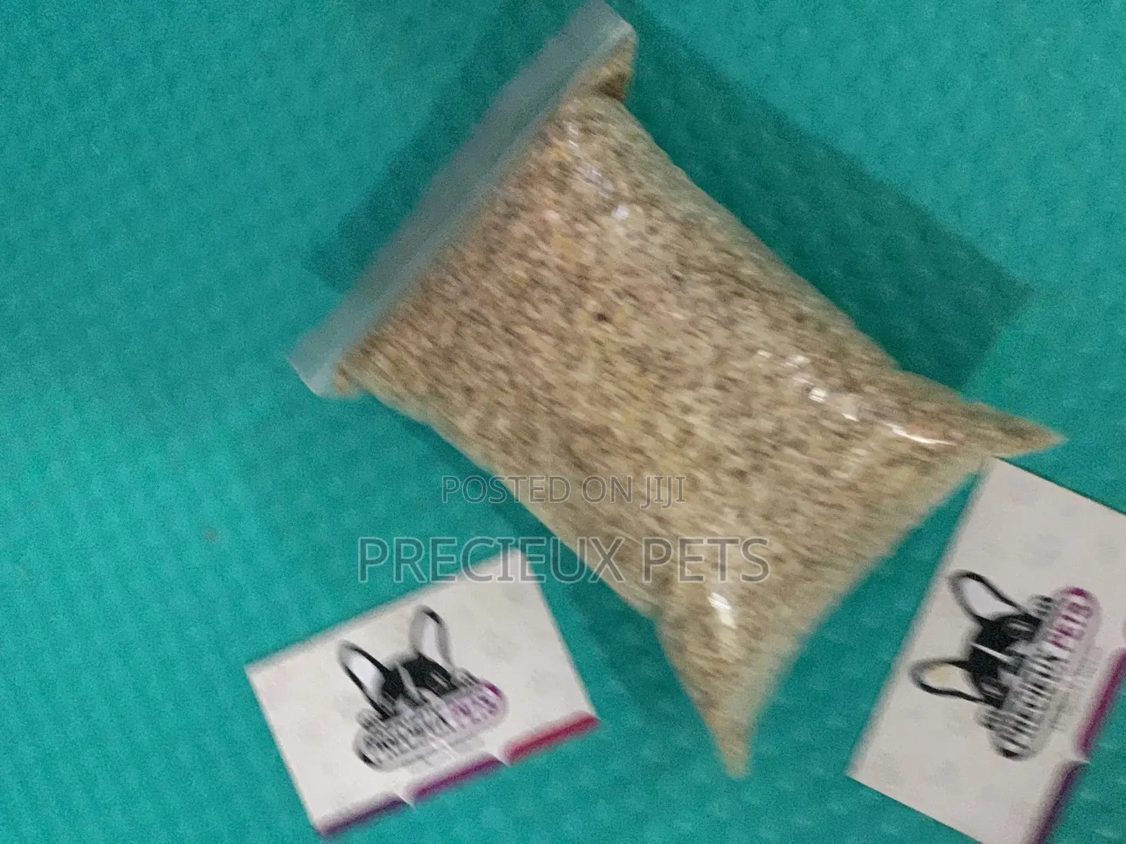 Feed for Finches Type Birds