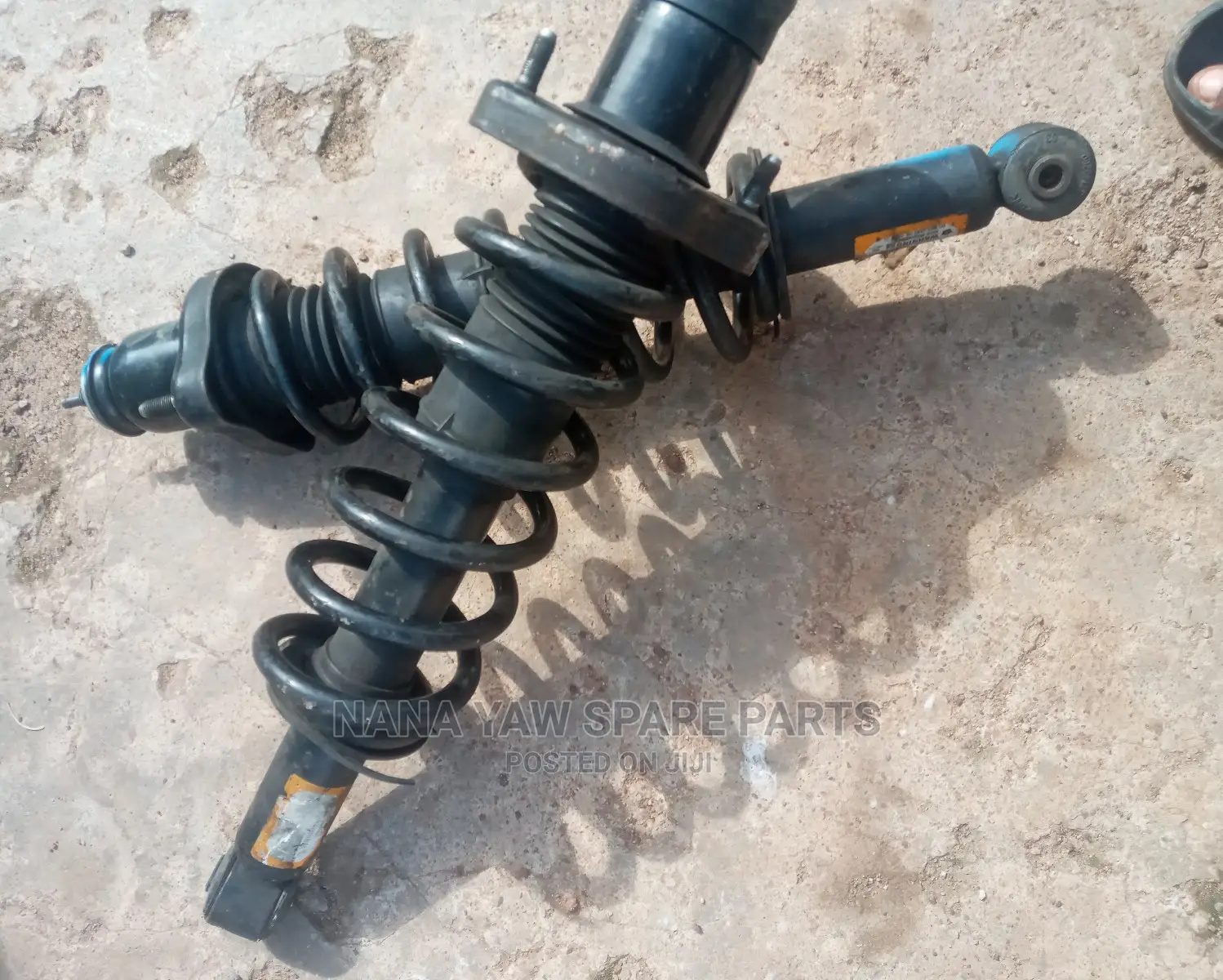 Mistsubishi Outlander Back Shock