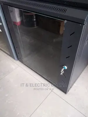 12u Cabinet