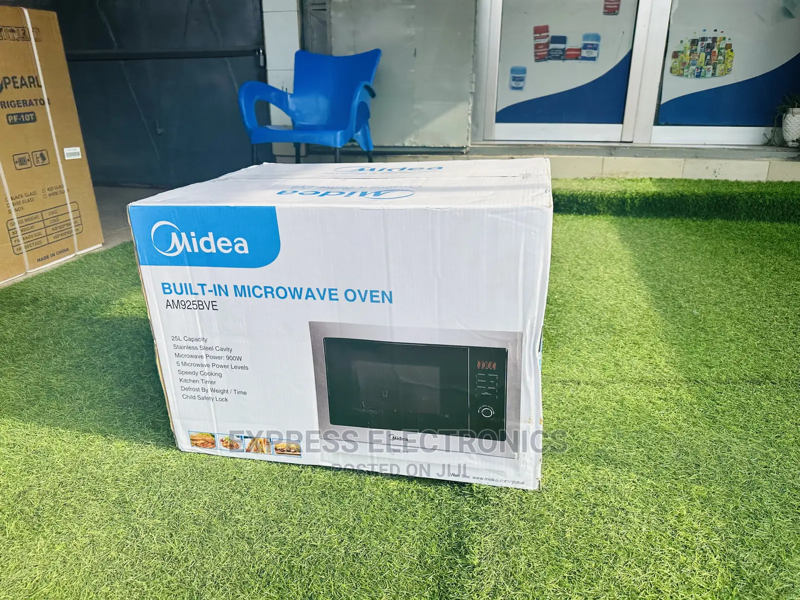 Best Size for Cabinet Microwave Inbuilt Midea AM925BVE