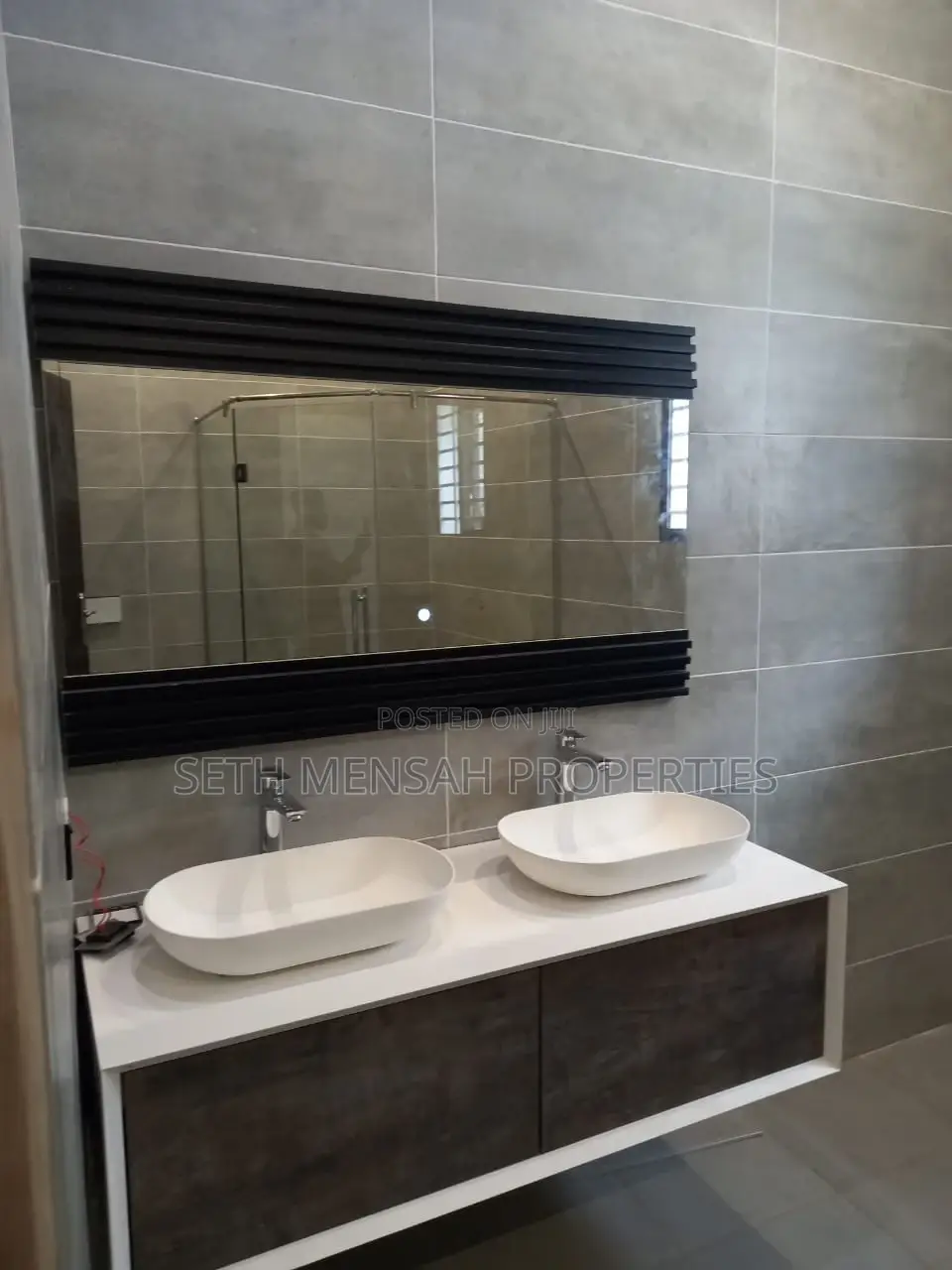 4bdrm House in Ashomang Estate for Sale