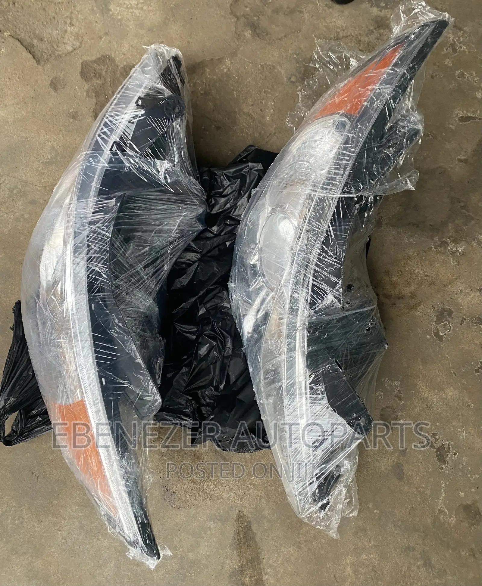 Hyundai Sonata 2011,2012,2013,2014 Headlights