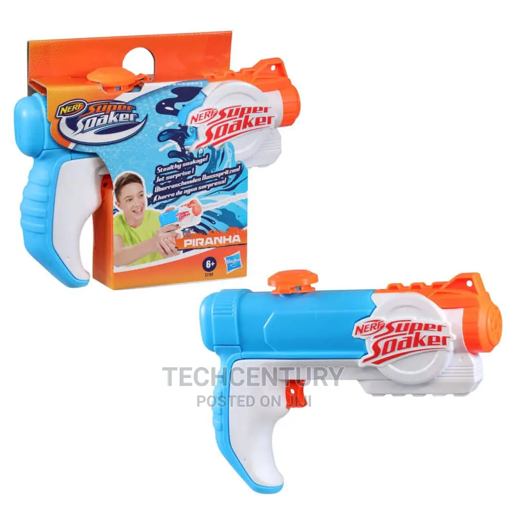 Super Soaker Piranha Water Blaster Gun