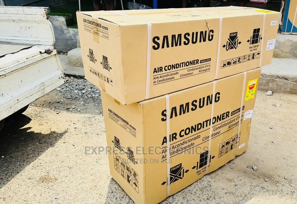 1.5hp Split R410 Samsung Built in Drain Pump White