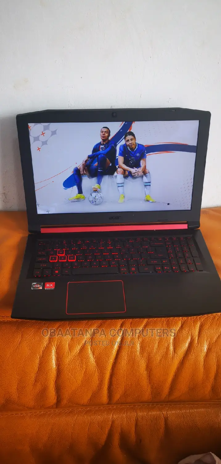 Laptop Acer NITRO 5 8GB AMD Ryzen HDD 1T