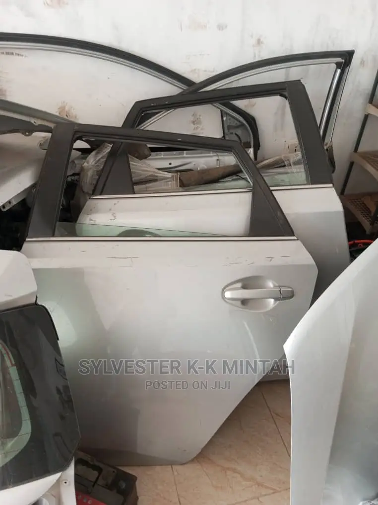 Doors Toyota Auris (2016-2018)