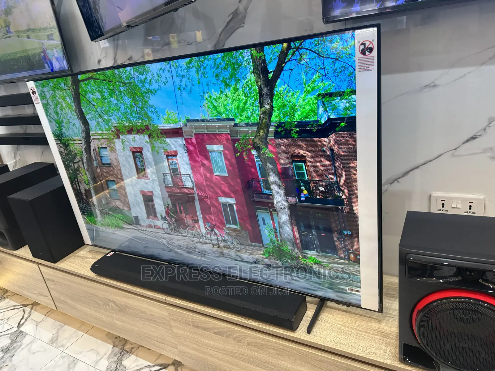 75BU8572 Powerful Dynamic And Clear Image Samsung UHD Tv