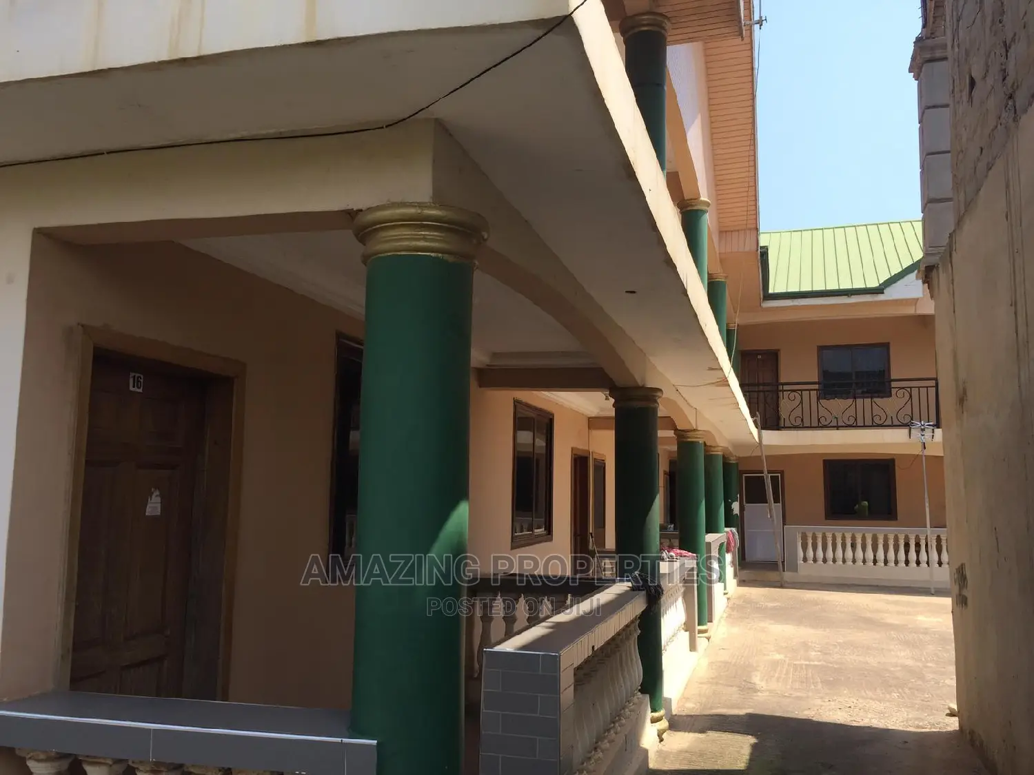19 Bed Apart Self for Sale at Community 25 New Dawhenya
