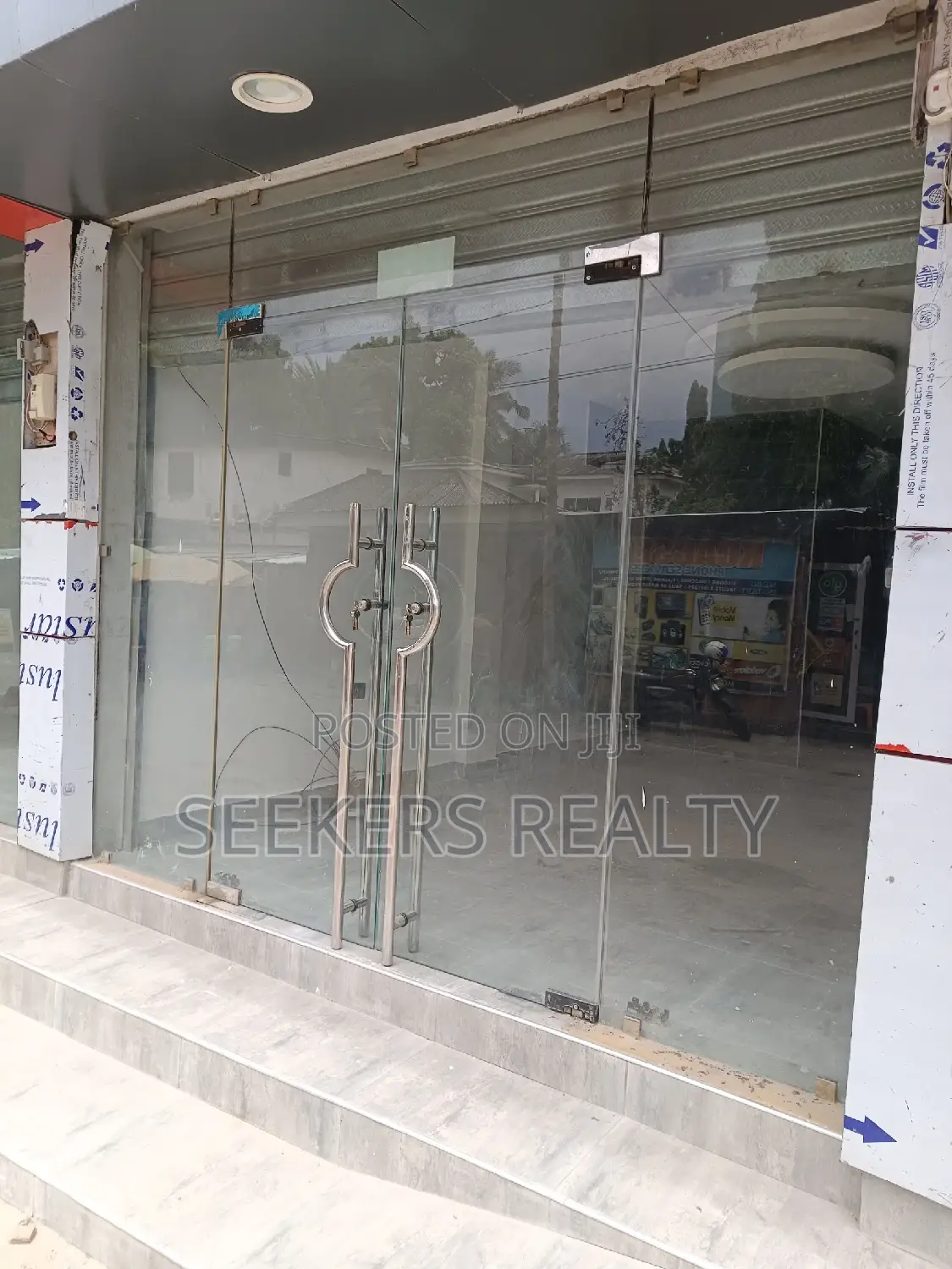 A Single Shop for Rent at Osu Oxford Street
