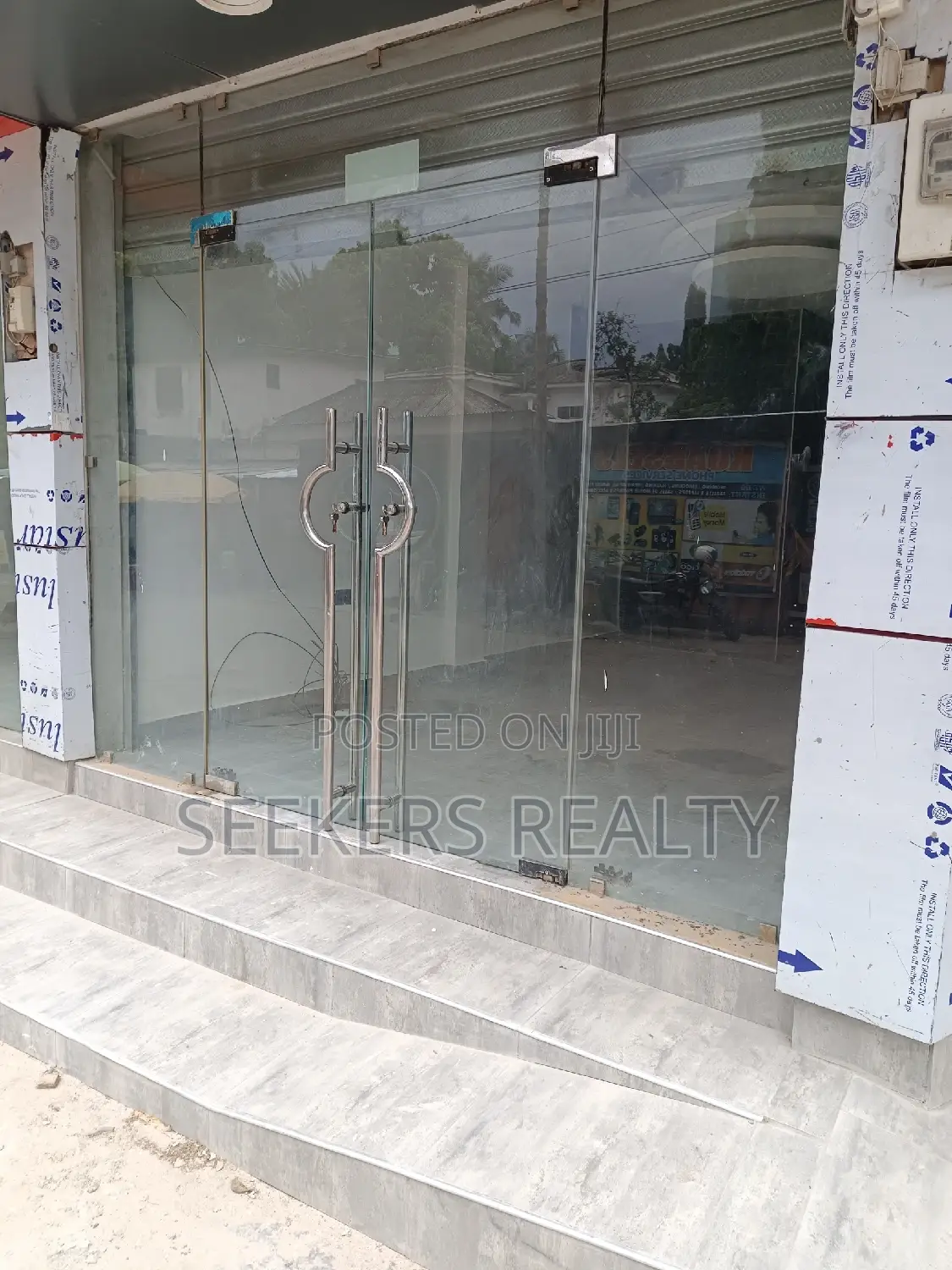 A Single Shop for Rent at Osu Oxford Street