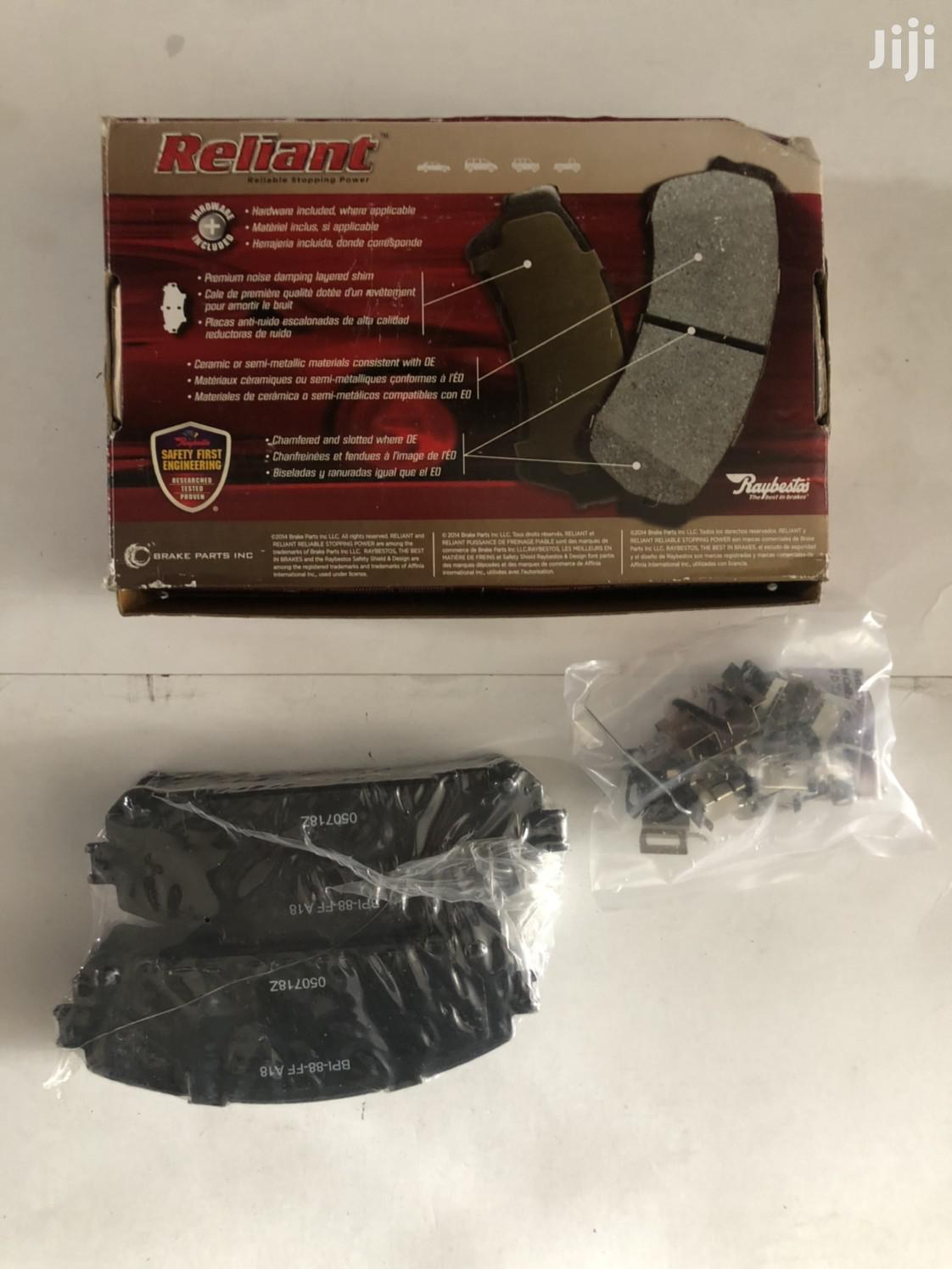 Brake Pad (Raybestos- MGD1324CH) [FRONT]