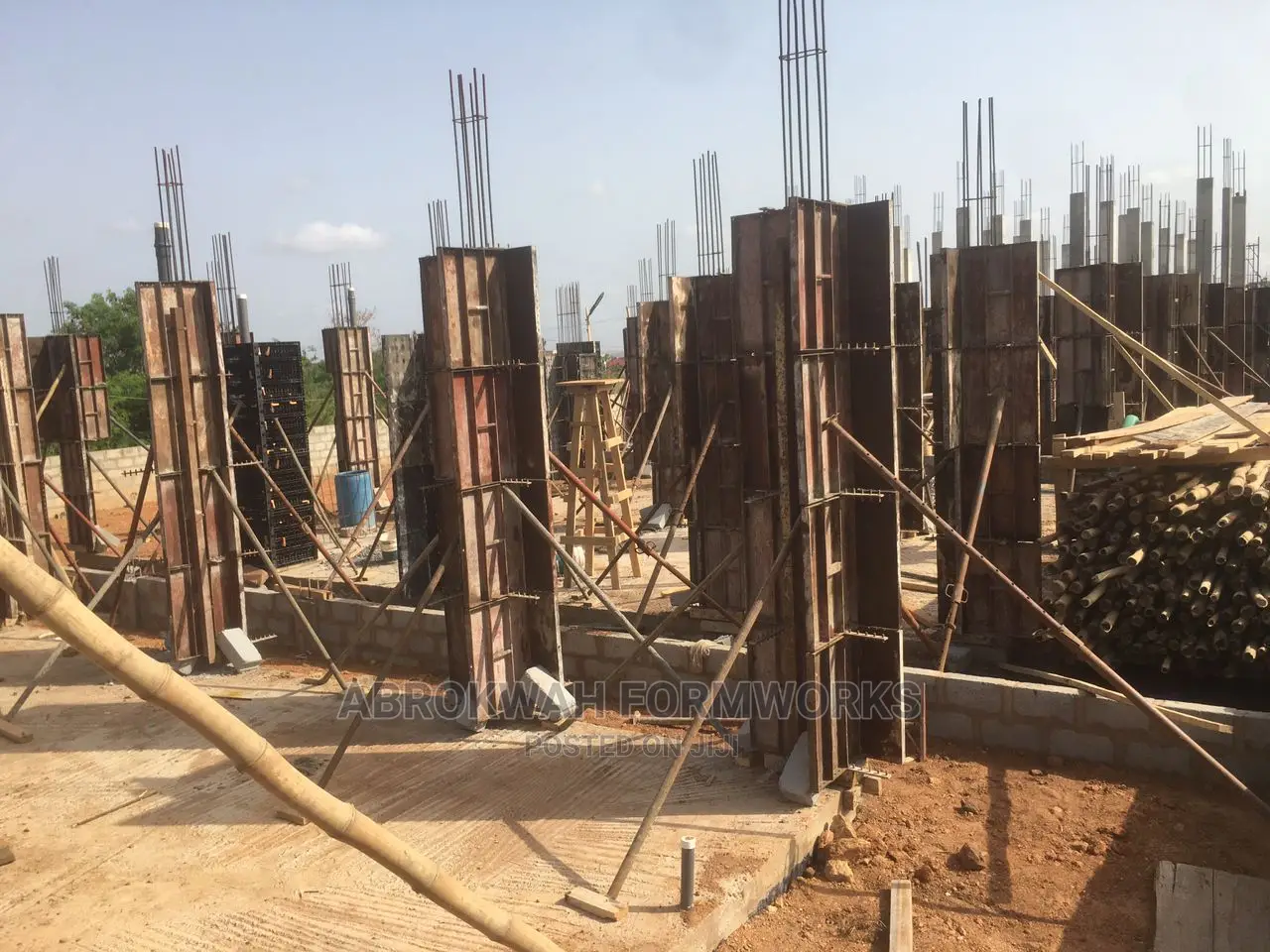 Pillars /Formwork/Columns/Decking/Floor