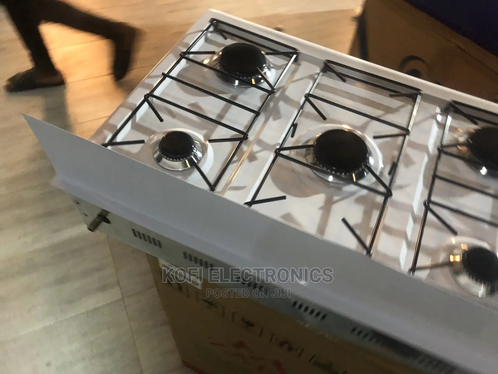 Nasco 5 Burner Gas Stove W/Powerful Cooking Ability