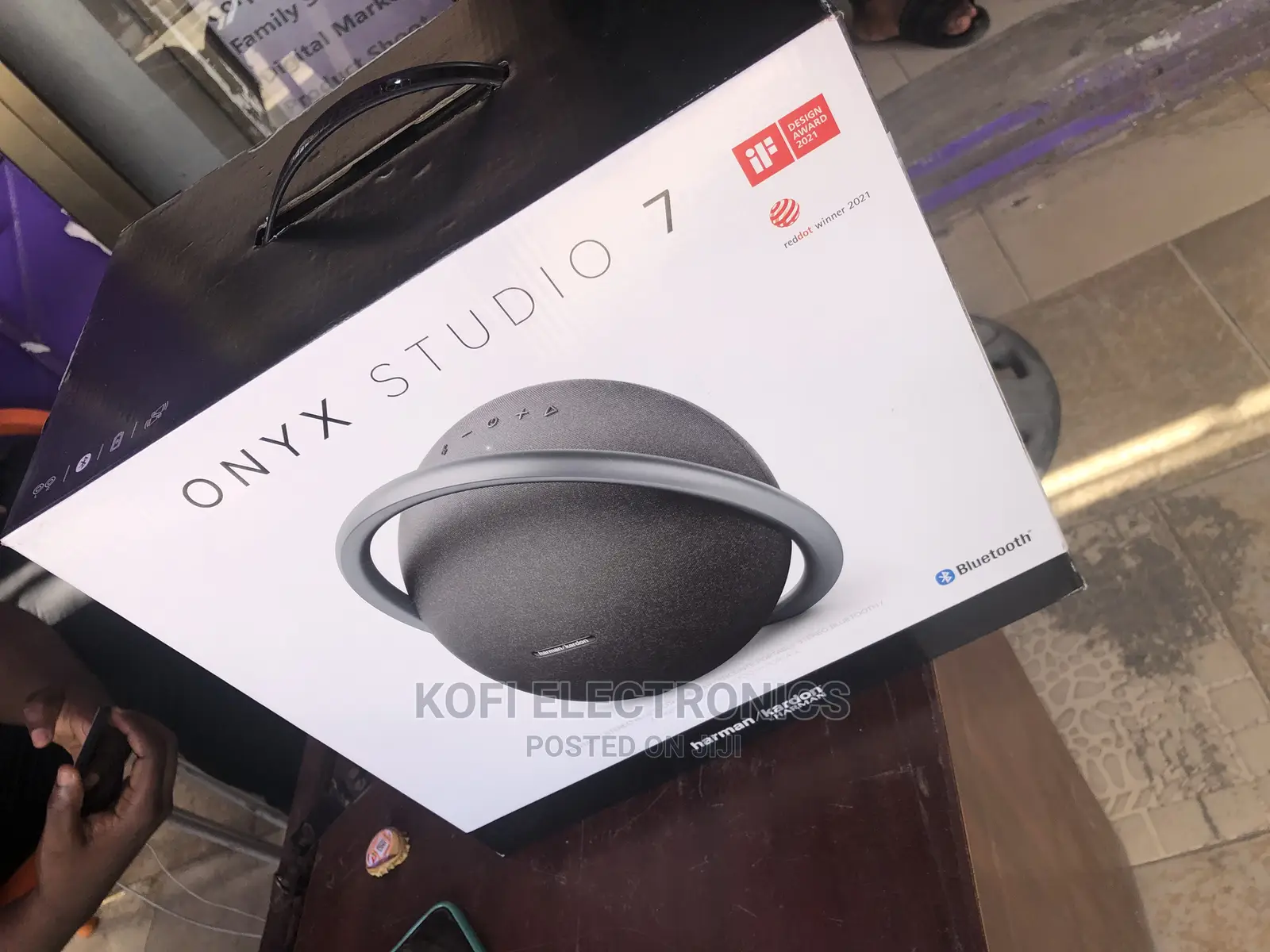 Harman Kardon Onyx Studio7 Bluetooth Speaker W/Power Adapter