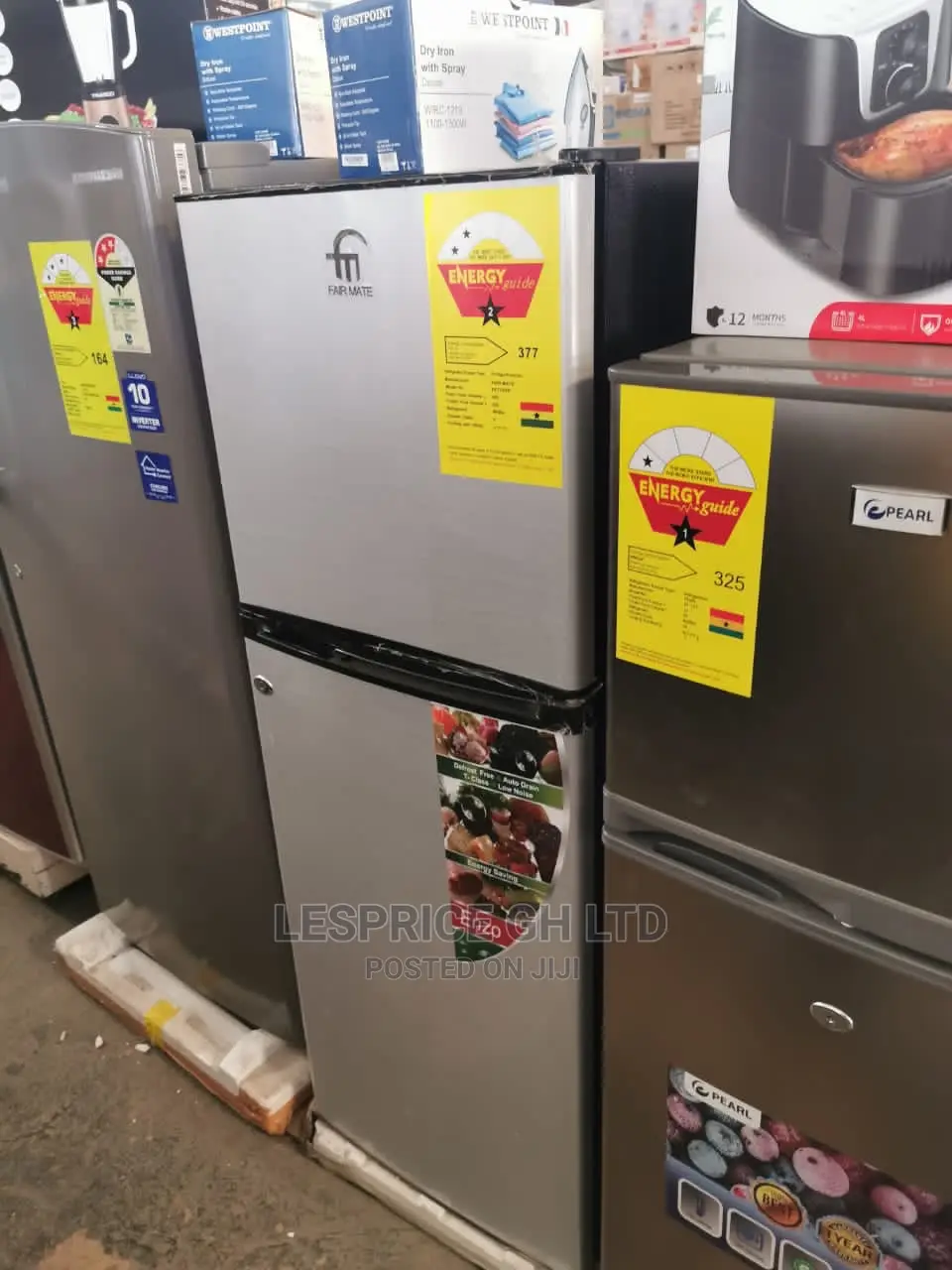 Strong Fairmate Refrigerator 128L