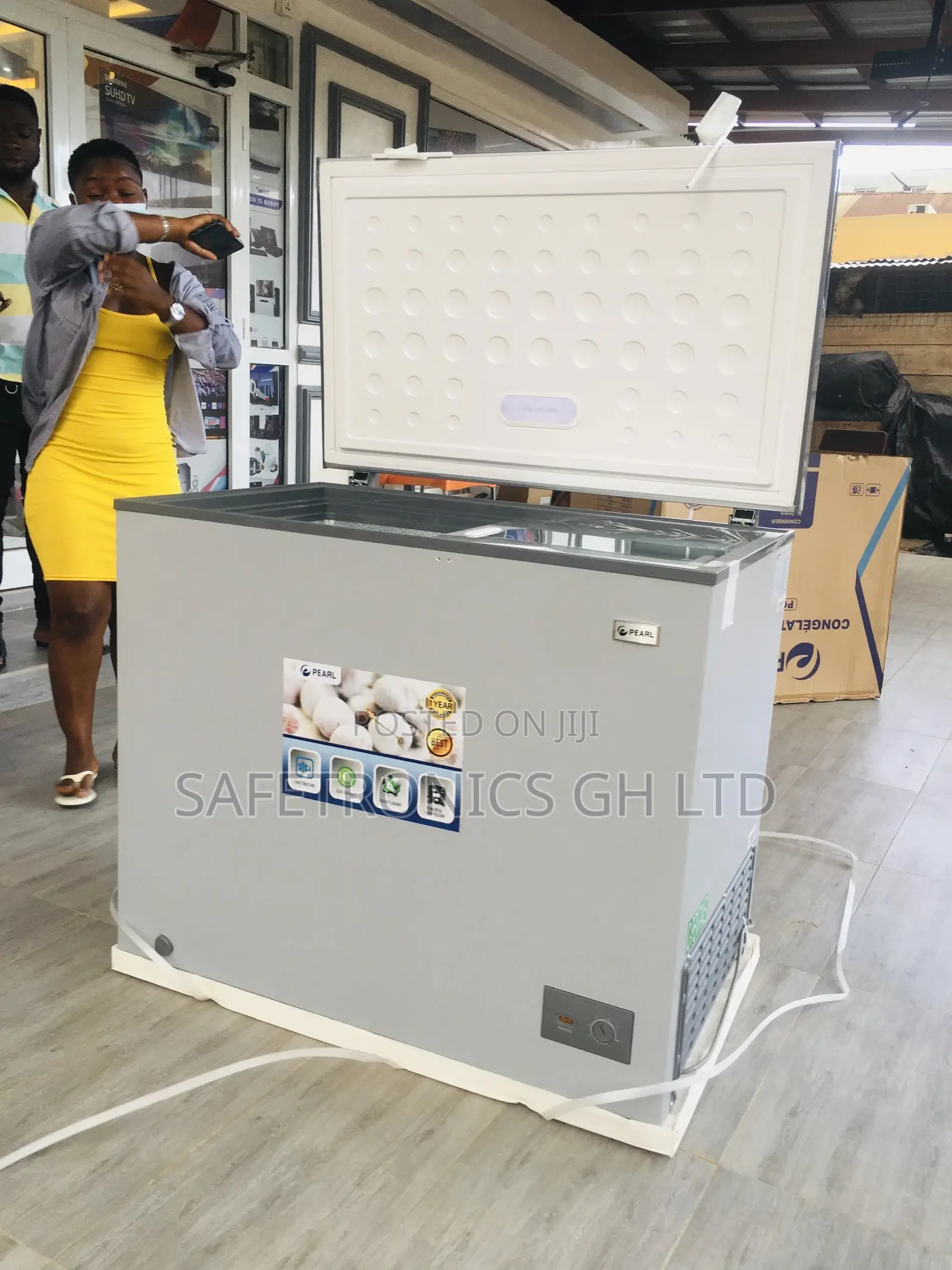 Pearl 290liters Single Door Chest Freezer PCF-370