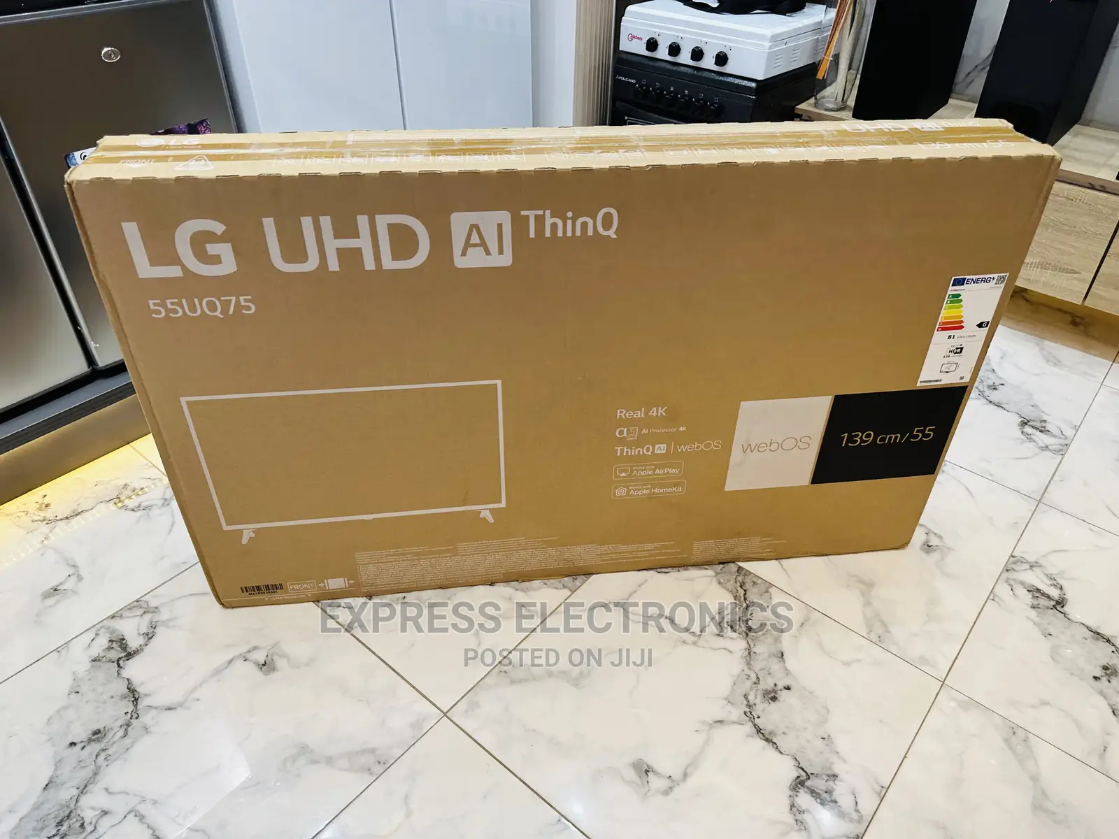 Smart Hub Sleek LG UHD Tv Uq75 55”