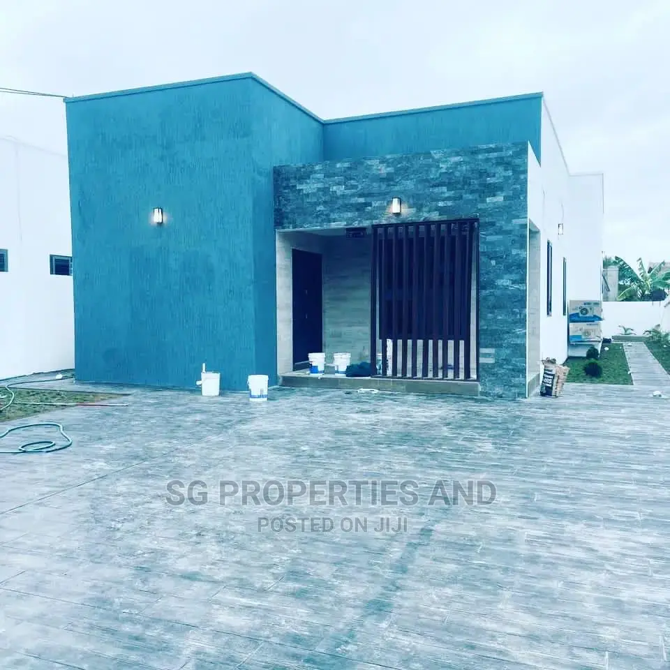 3bdrm House in Sakumono, Accra Metropolitan for Sale