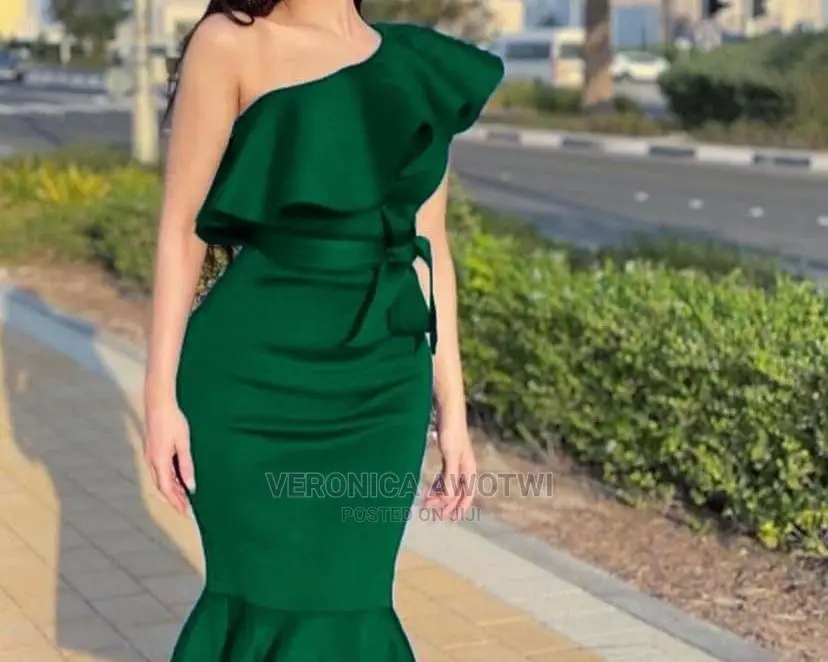 Ladies Onehand Dress