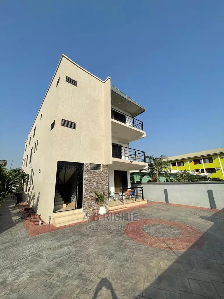 2bedroom Fully Furnished Apartment for Rent at Parakuo