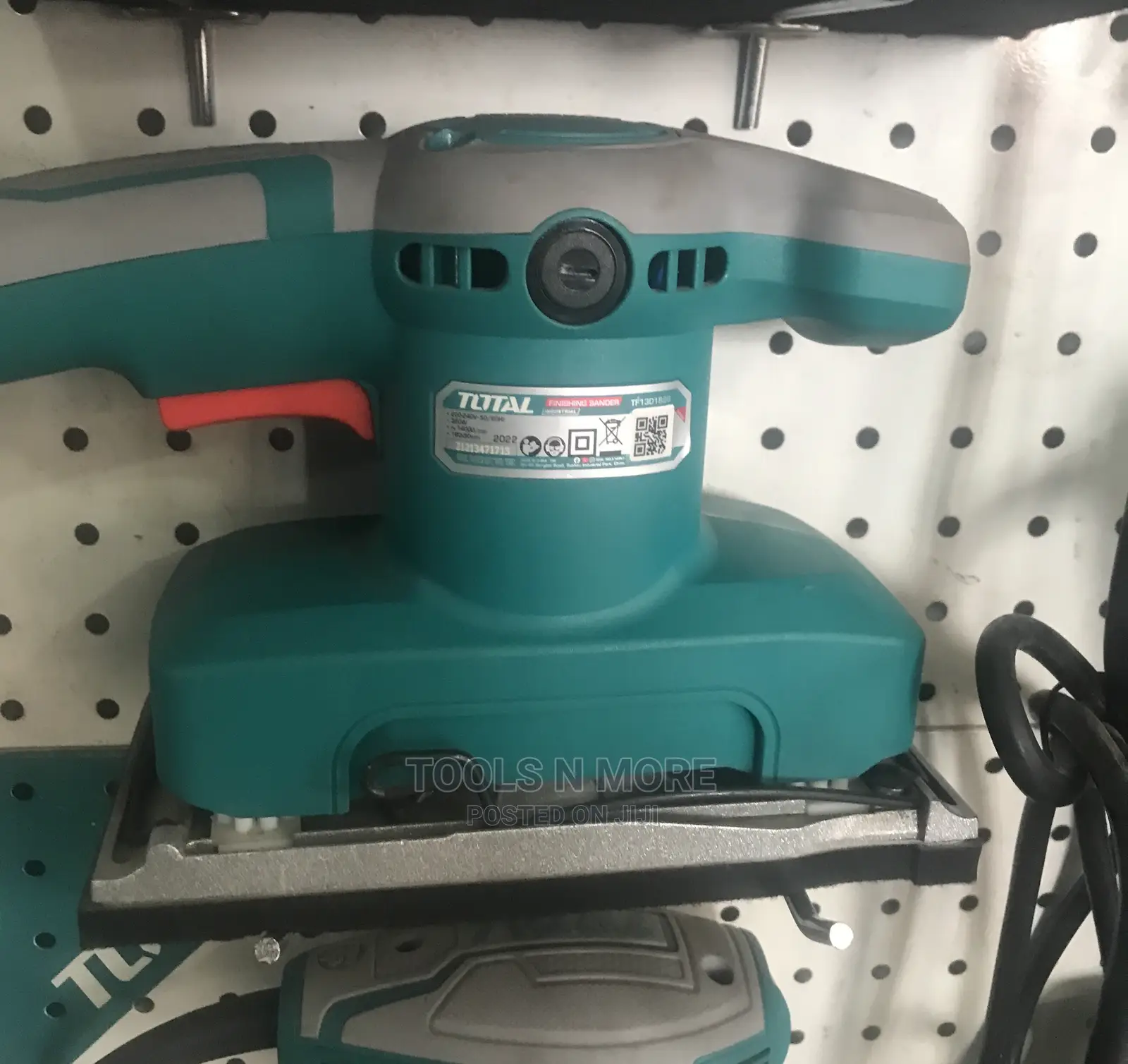 TOTAL Finishing Sander (320W)