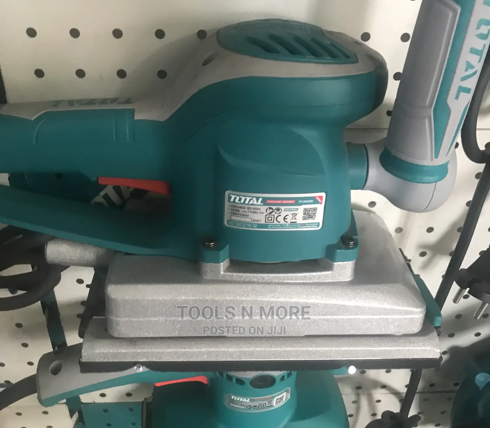 TOTAL Finishing Sander (350W)