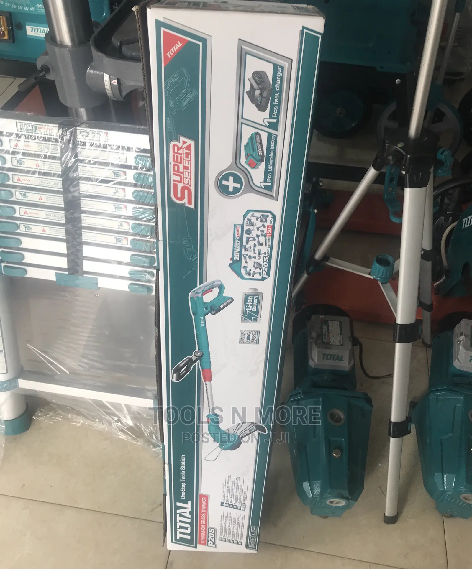 TOTAL Grass Trimmer (Battery Powered)