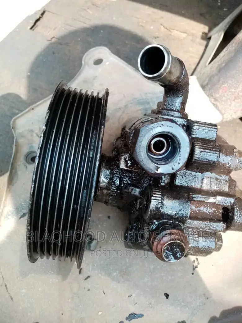 Toyota Tacoma/Highlander/Hilux/Fortuner/ Power Steering Pump