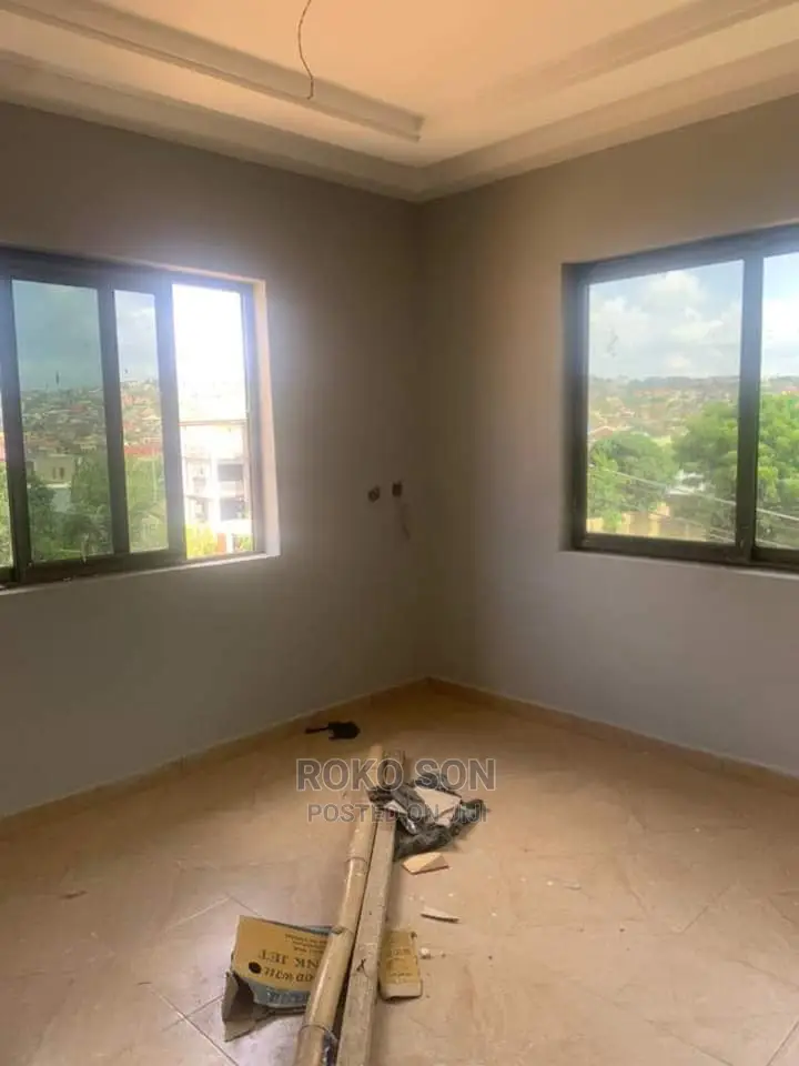 2bdrm Apartment in Dr Roko, Ablekuma for rent