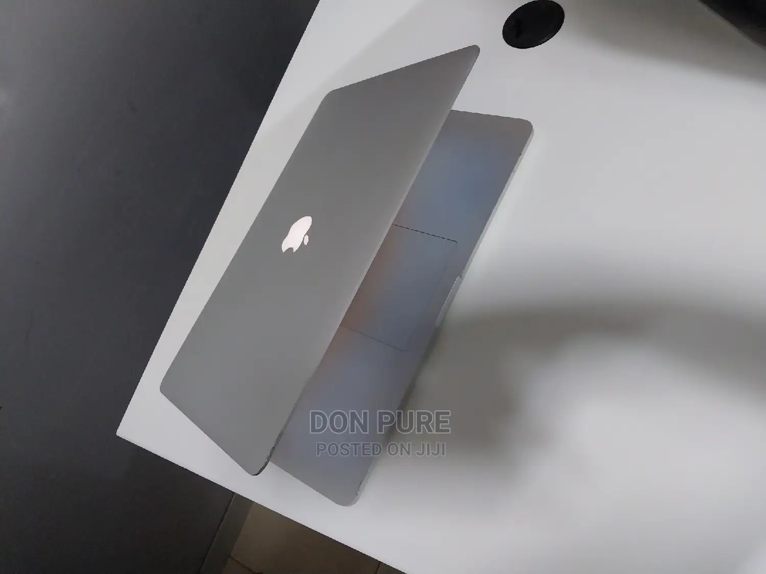 Laptop Apple MacBook Pro 8GB Intel Core I7 SSD 256GB