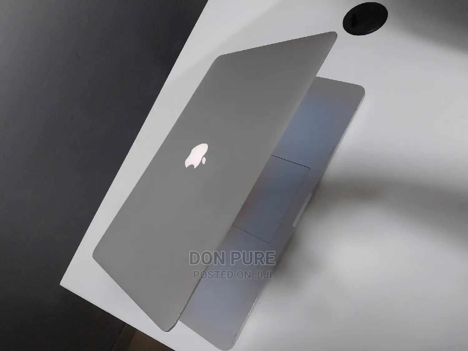 Laptop Apple MacBook Pro 8GB Intel Core I7 SSD 256GB