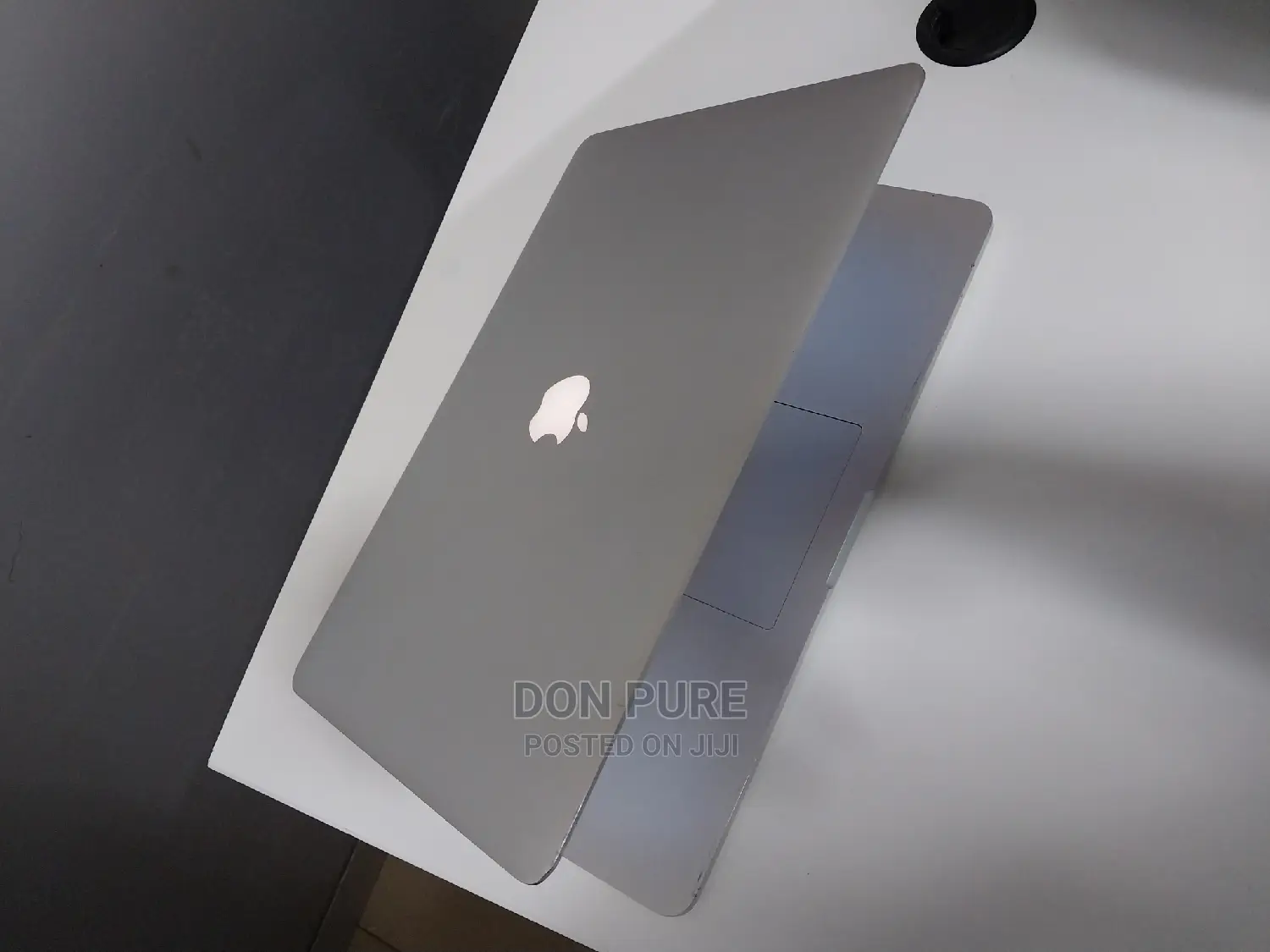 Laptop Apple MacBook Pro 8GB Intel Core I7 SSD 256GB