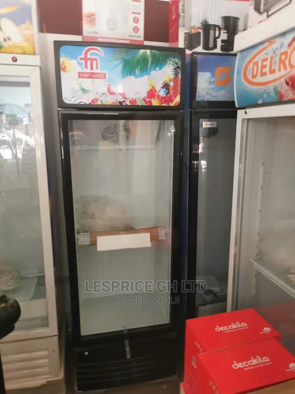 Super Awesome Fairmate Display Fridge