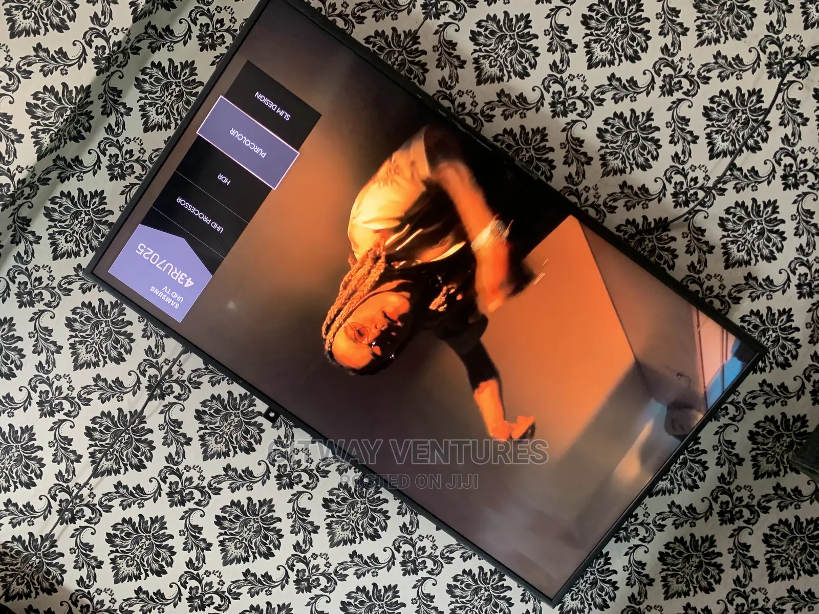 Uk Used Samsung 43inches UHD HDR Apple Airplay Smart Tv