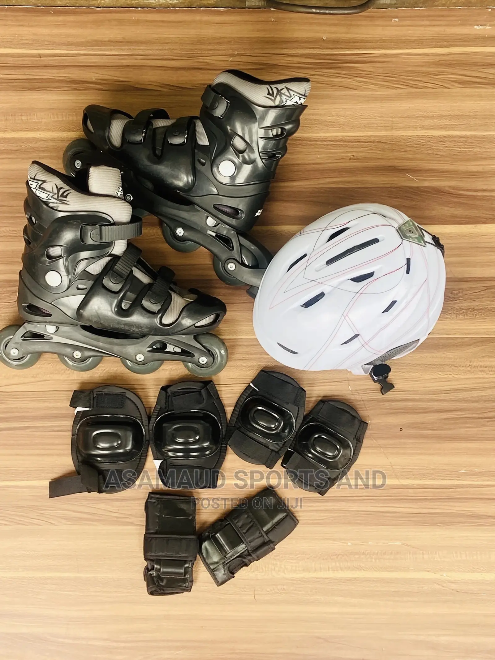 Original Set of Skating Gears at Cool Price