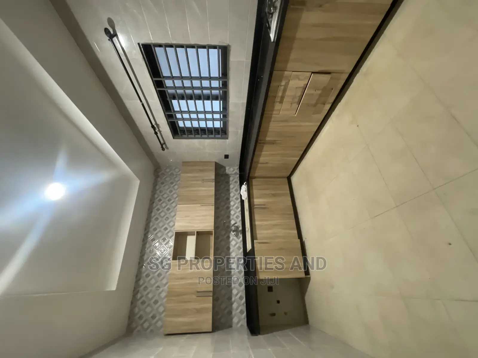 1bdrm Apartment in Coastal Estates, Spintex for rent