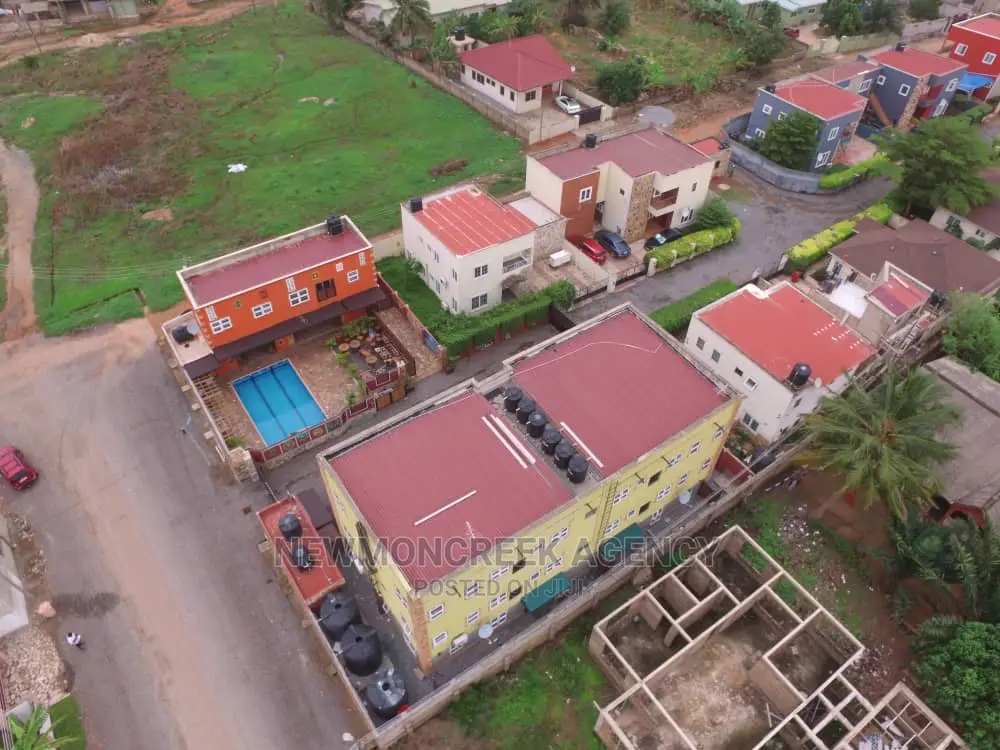 Furnished 10bdrm Apartment in Ashongman, Accra Metropolitan for sale