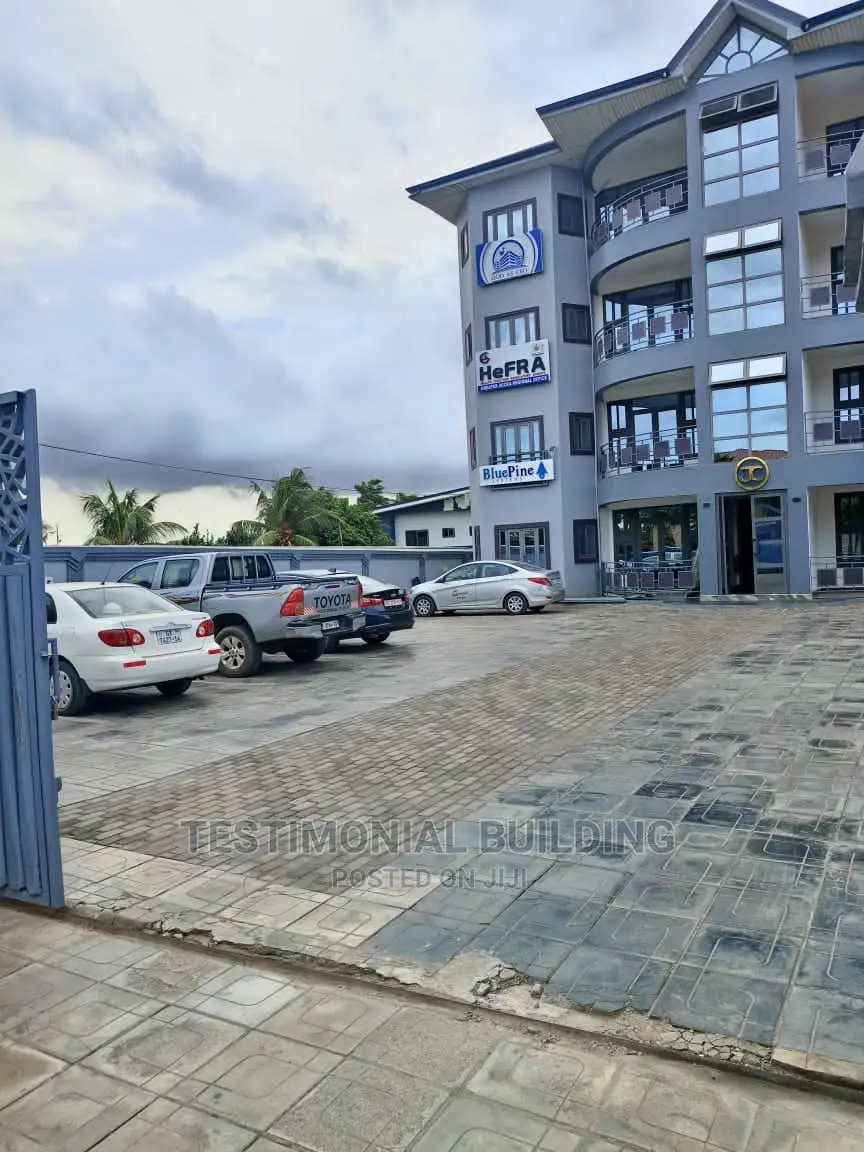 10bdrm Block of Flats in Testimonial Building, Haatso for Sale