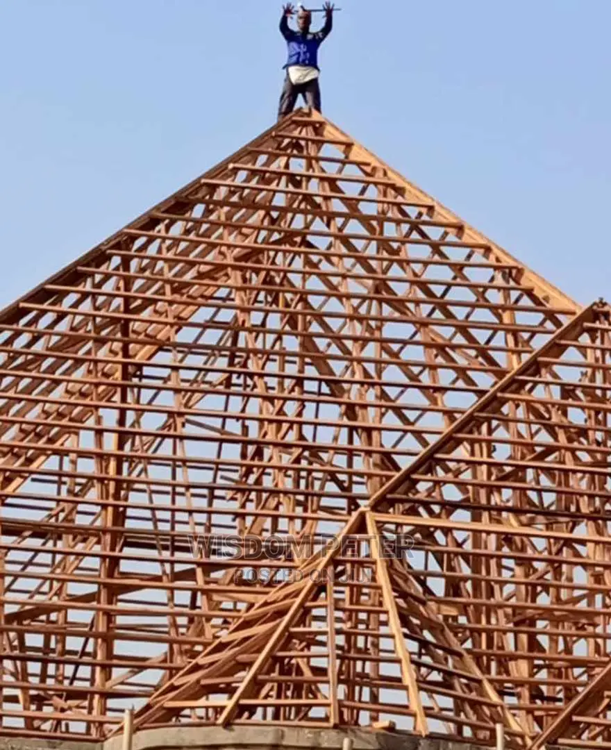 Installation Tille Roofing