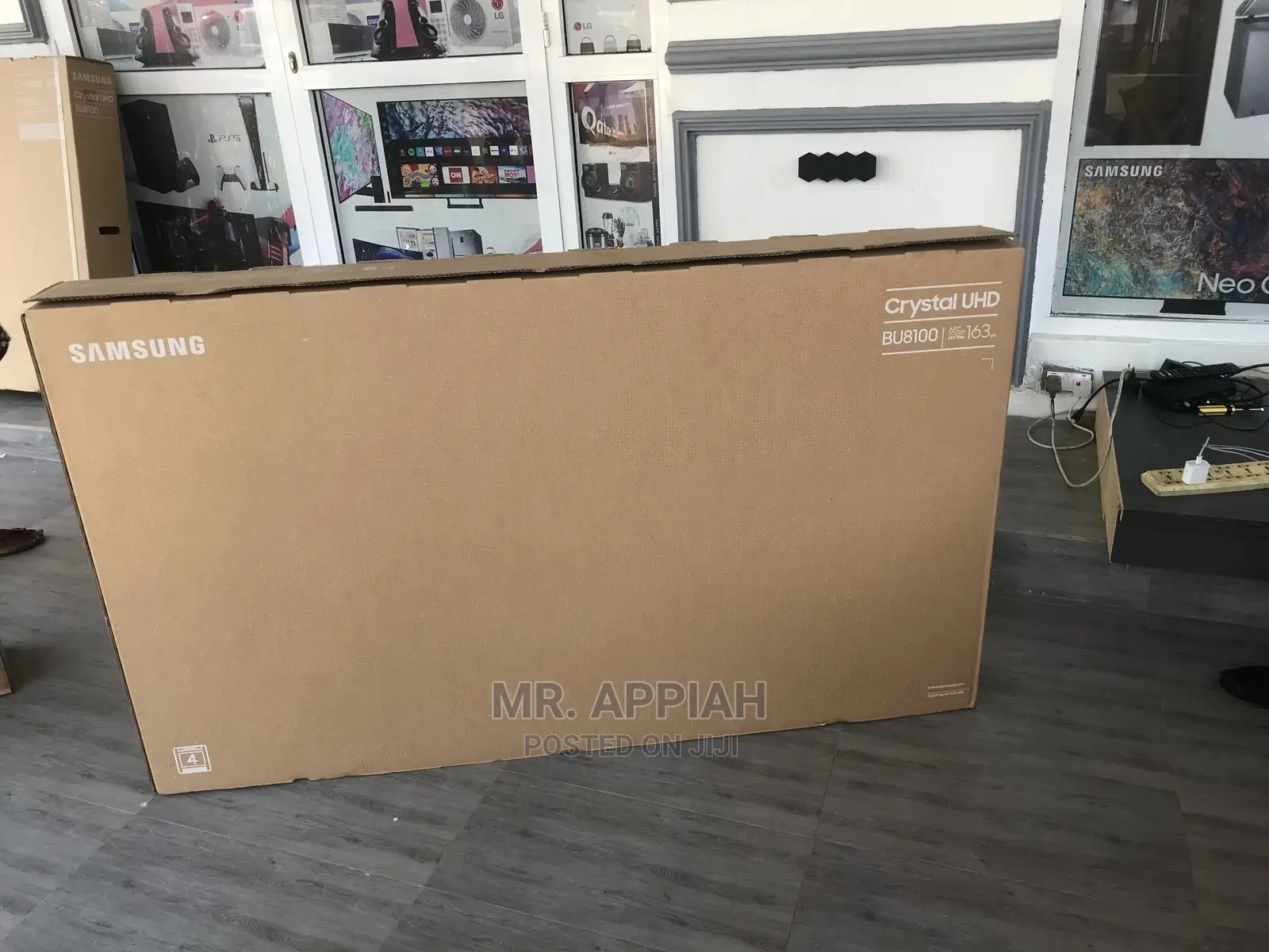 Samsung Crystal UHD ,Smart 65AU7092 Tv