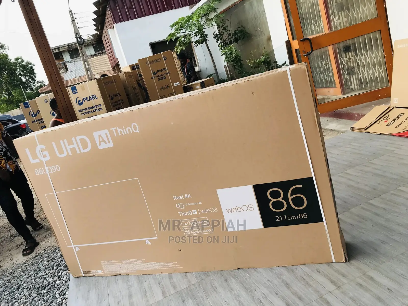 Brand New LG UQ90 86-Inch Ultra HD Smart TV 